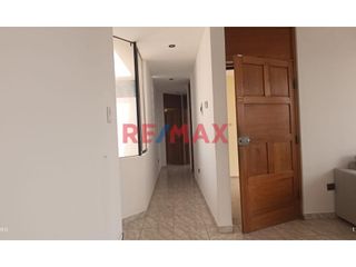 Foto 2 de 🔥Gran  Oportunidad😮 Departamento En Venta 📮 Mz F Lt 01 Urb. El Chipe Ii Etapa Sector La Laguna Ii 📐 98.99 M2  A Solo  $ 130.000