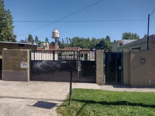 Foto 2 de Propiedad en amplio lote