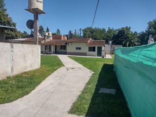 Foto 1 de Propiedad en amplio lote