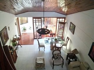 Foto 10 de Casa en Venta. 4 Dor. 150 M2 Cub