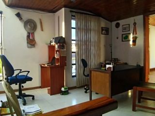 Foto 12 de Casa en Venta. 4 Dor. 150 M2 Cub