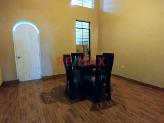 Foto 6 de ¡No dejes pasar esta excelente oportunidad! Casa de 2 pisos en la Av. Iquitos, La Victoria, ideal para casa habitación, oficina o negocio. Con 135 m²