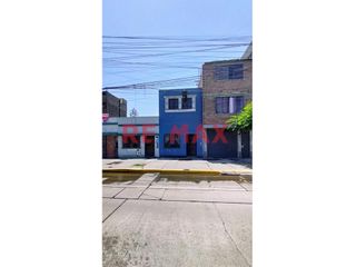 Foto 1 de ¡No dejes pasar esta excelente oportunidad! Casa de 2 pisos en la Av. Iquitos, La Victoria, ideal para casa habitación, oficina o negocio. Con 135 m²