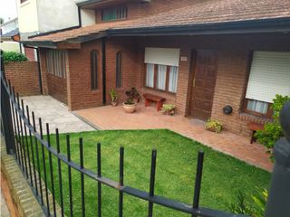 Foto 1 de CHALET 4 AMB - BARRIO CAISAMAR