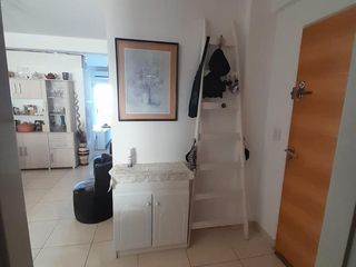 Foto 2 de Departamento monoambiente en venta - 1 baño - balcon - 40 mts2 - Monte Castro