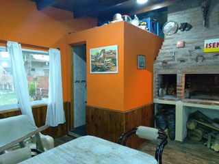 Casa venta 2 dormitorios 2 baños parrilla - Mar Del Tuyu
