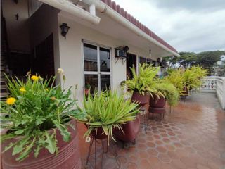 Foto 13 de VENDO HERMOSA CASA EN URDESA NORTE(INCLUYE SUITE Y DEPARTAMENTO)