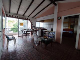 Foto 11 de VENDO HERMOSA CASA EN URDESA NORTE(INCLUYE SUITE Y DEPARTAMENTO)