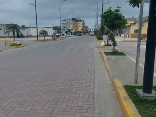 Foto 14 de Casa de Venta en Puerto Bolivar, Machala, Ecuador