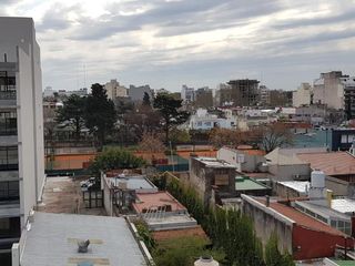 Departamento de 2 ambientes a estrenar con cochera en venta en Villa Pueyrredon