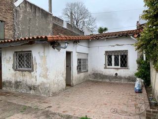 Casa PH en alquiler en Villa Dominico