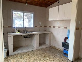 Casa PH en alquiler en Villa Dominico