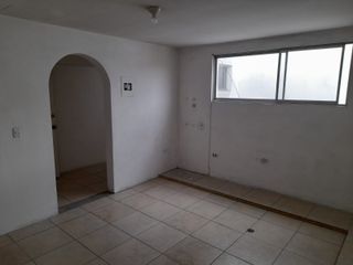 Foto 10 de Rento oficina 80 M2 en la Jipijapa cerca Shyris