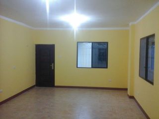Foto 4 de VENTA DE CASA MAPASINGUE (DC)