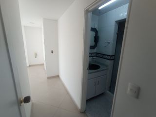Foto 10 de apartamento en arriendo en alhambra. Cod A56310