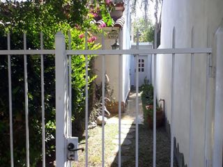 Foto 15 de Sobre dos Terrenos formando 500 metros 5 ambientes, y baños con Dto interno excelente zona