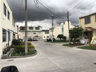 Casa en Venta en Villa Mayor, Bogotá