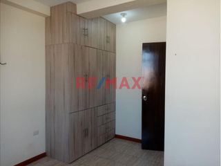Foto 6 de Departamento En Alquiler 4To Piso - Urb Monterrico Ii - Chiclayo