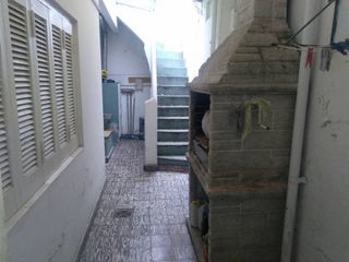 Foto 9 de Casa de 3 ambientes con gge p/2 autos, patio y terraza apta para seguir edificando