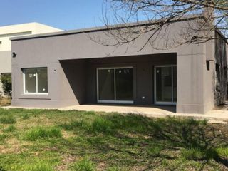 Foto 7 de Casa en barrio La Comarca, APTO CRÉDITO