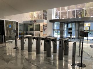 Oficina en Venta y Alquiler - Catalinas - Capital Federal