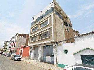 Foto 1 de Venta de Local Comercial de 4 Pisos Azotea cerca a la Plaza de Armas de Trujillo