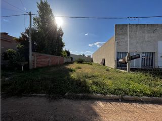 Vendo Terreno de 357 m2 en Caseros, Entre Ríos.