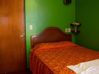 Foto 7 de En Venta Hostal Cerca A La Av Convenciones En Jose Luis Bustamant