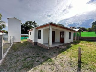Casa en venta, 2 dormitorios a estrenar, Campo Quijano, Salta