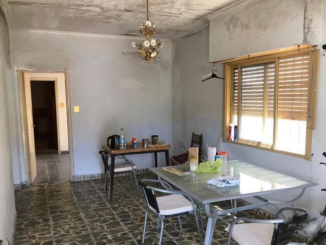 Casa en venta - 2 dormitorios 1 baño - 627mts2 totales - Manuel B Gonnet [FINANCIADA]