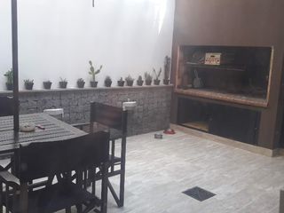 Foto 22 de Casa en venta en Quilmes Centro