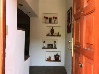 Foto 4 de Casa en Venta - 3 dormitorios 2 baños - cochera- 250mts2 - Bernal Oeste