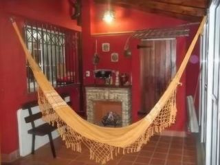 Foto 3 de Casa en Venta - 3 dormitorios 2 baños - cochera- 250mts2 - Bernal Oeste