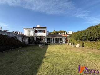 Foto 15 de GRAND BOURG-CASA-VENTA-LA ALBORADA