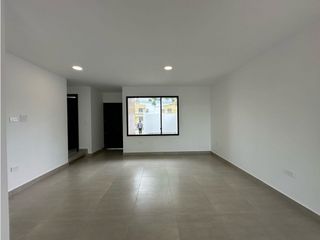Foto 9 de MODERNA CASA NUEVA CON 3 DORMITORIOS EN MANTA AZUL, SUR DE MANTA