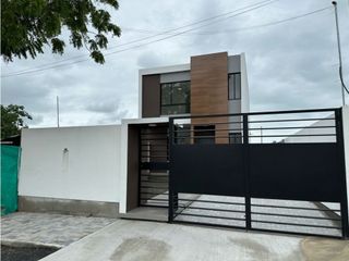 Foto 4 de MODERNA CASA NUEVA CON 3 DORMITORIOS EN MANTA AZUL, SUR DE MANTA