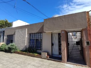 Foto 1 de Casa PH en venta en Ramos Mejia Sur