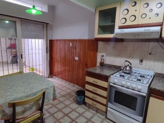 Foto 6 de Casa PH en venta en Ramos Mejia Sur
