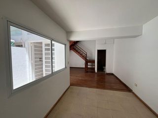 Casa de Pasillo - Ayacucho 1200 - 2 Dormitorios