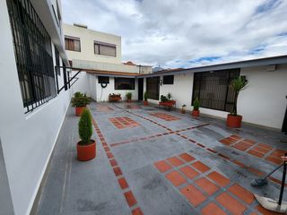 Foto 27 de Vendo casa rentera en Monteserrin, Norte de Quito