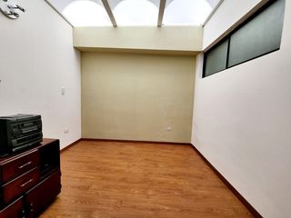 Foto 8 de Vendo casa rentera en Monteserrin, Norte de Quito
