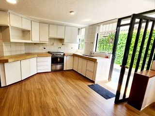 Foto 9 de Vendo casa rentera en Monteserrin, Norte de Quito