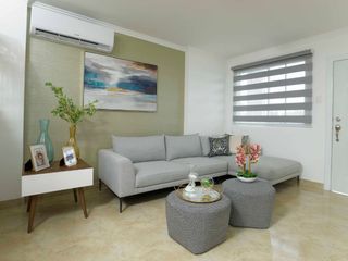 Foto 3 de Venta de casa cerca del Riocentro Dorado y Plaza Batan, La Aurora, Guayaquil