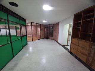 Foto 11 de oficina en venta en edificio multifamiliares el eden. Cod V13567