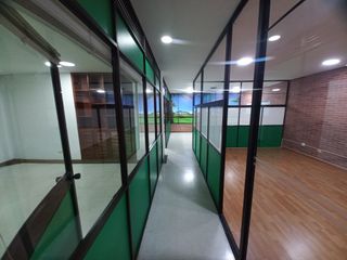 Foto 10 de oficina en venta en edificio multifamiliares el eden. Cod V13567