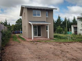 Casa en venta de 2 dormitorios c/ cochera en La Cumbre