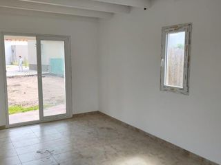 Casa en venta de 2 dormitorios c/ cochera en La Cumbre