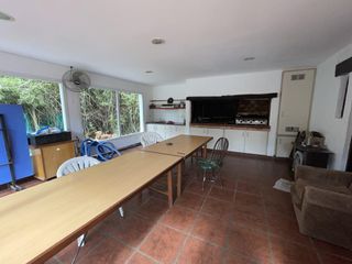 VENTA casa con pileta en el Bosque Peralta Ramos