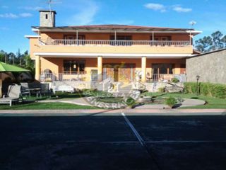 Villa Casa Edificio de venta en Challuabamba – código:10082