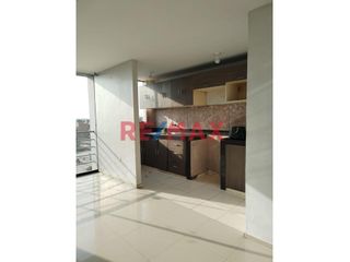 Foto 4 de 🏙️ ¡Descubre tu nuevo hogar en Moche, Trujillo! 🌟

Ten la oportunidad de vivir en un acogedor departamento ubicado en la privilegiada Av. La Marina